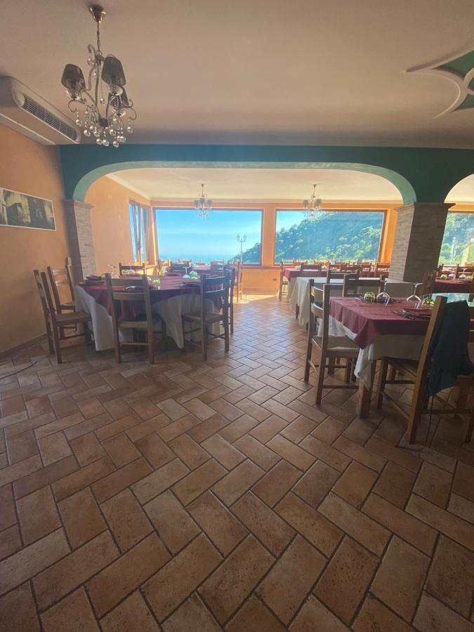 Agriturismo Collecammino Villa Lenola Kültér fotó